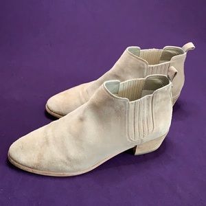 Michael Kors Booties Sz 9